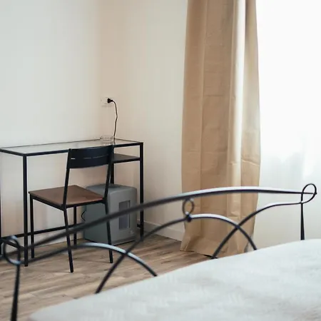 La Piccola Lady 3* La Spezia